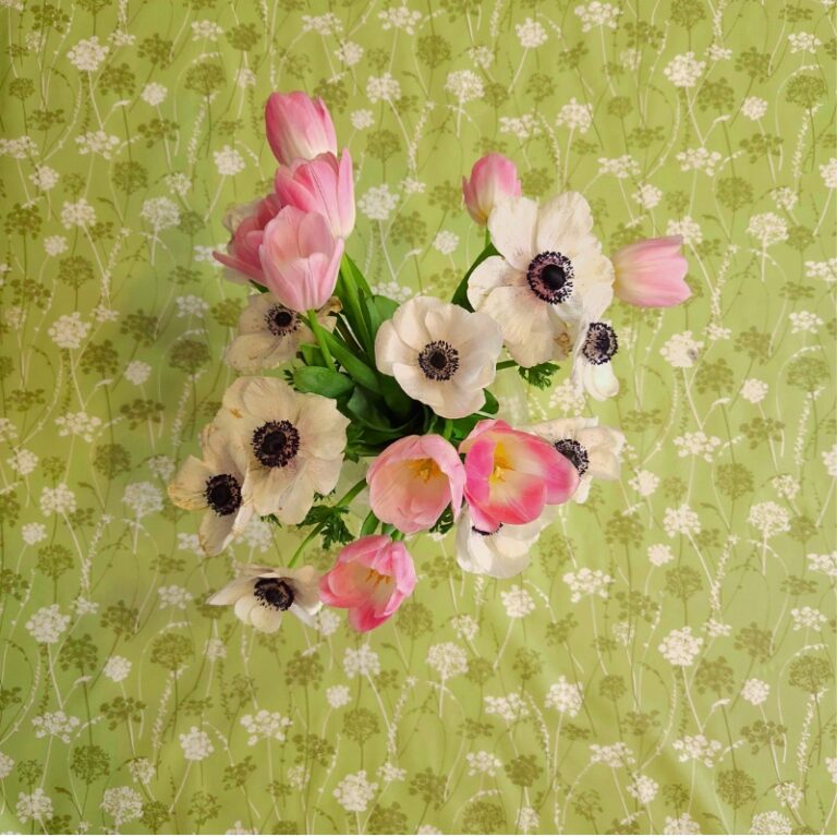 Fleur de Soleil - Nappe ronde ou ovale enduite Herbes vertes