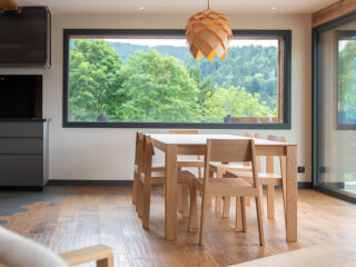 Delavelle - Chaise en Bois Massif éco-responsable  – PilPil
