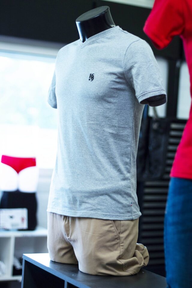 Seizepointneuf - T-SHIRT CÉDRIC UNI CLASSIQUE