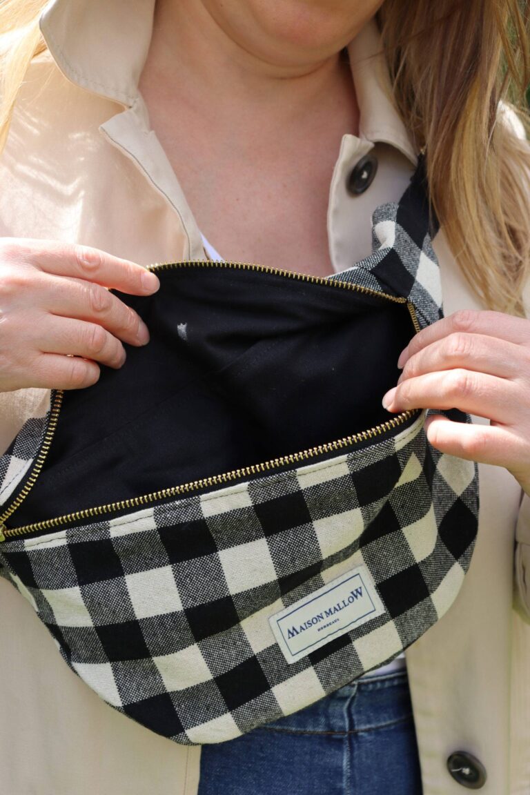 Maison Mallow - Sac Banane Carreaux Vichy Noirs et Blancs