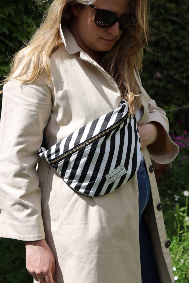 Maison Mallow - Sac Banane à rayures noires et blanches