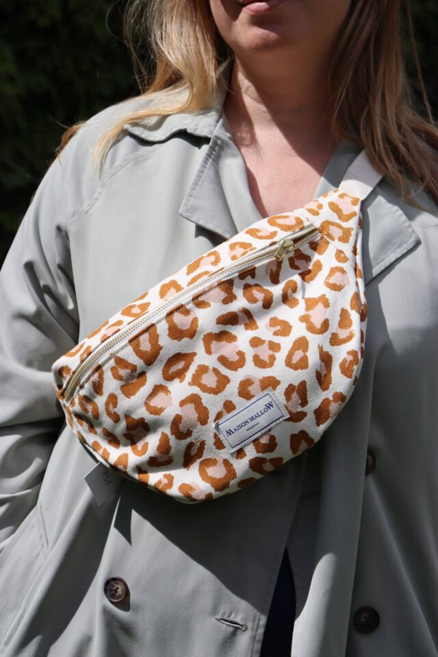 Maison Mallow - Sac Banane Léopard écru et camel