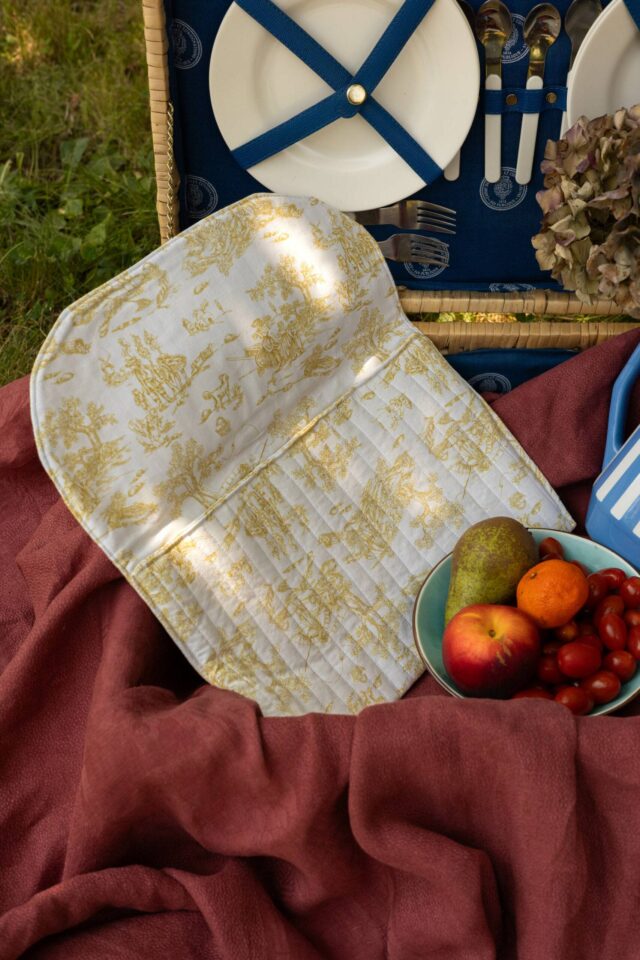 Maison Mallow - Pochette matelassée Toile de Jouy Jaune - Prototype