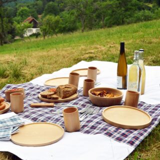 Maison Primavera - Nappe en lin et en kelsch bleu et rouge  Origines