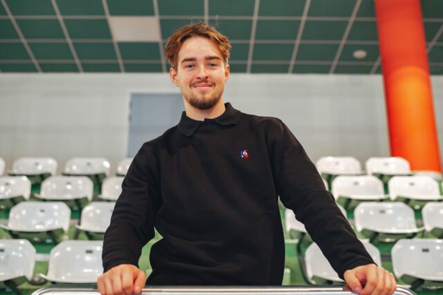 Seizepointneuf - SWEAT JEREMY