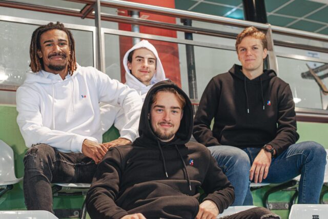 Seizepointneuf - SWEAT A CAPUCHE KEVIN