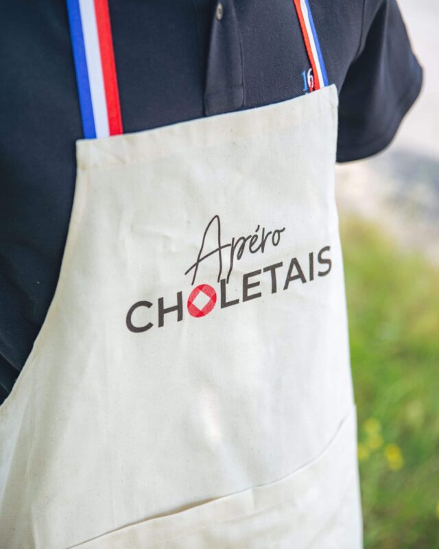 Seizepointneuf - TABLIER APERO CHOLETAIS