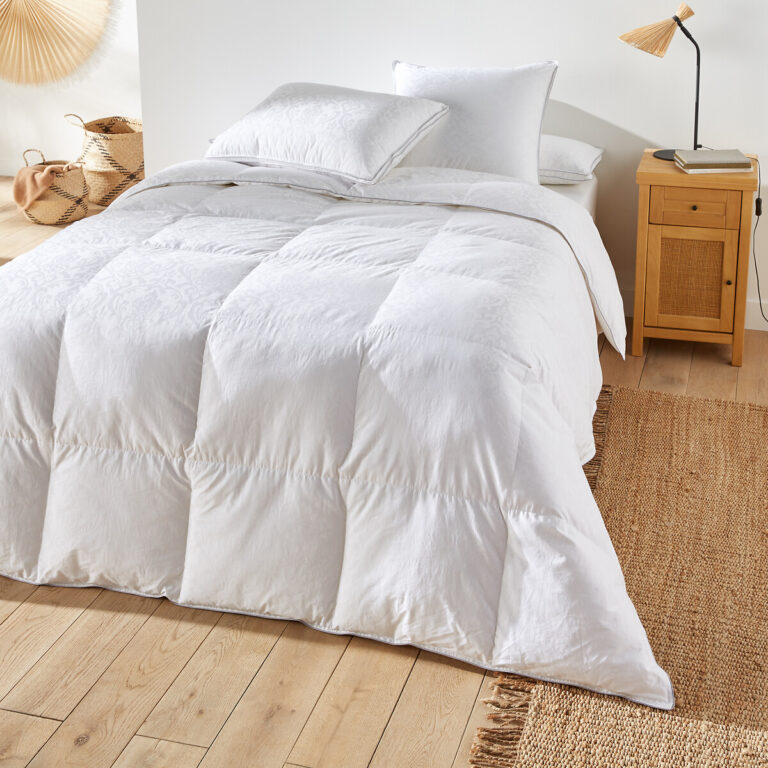 LA REDOUTE INTERIEURS - Couette Premium Très Chaude 100% Duvet Antiacarien