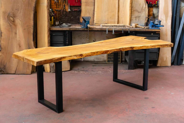 bureau table bois massif francais scaled 1 Atelier Boyet - Table Office