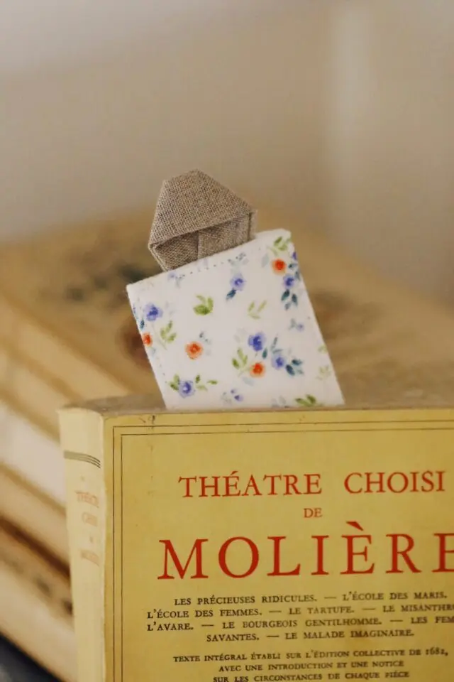 Des fils et des mots - Marque-page « Théâtre choisi de Molière »
