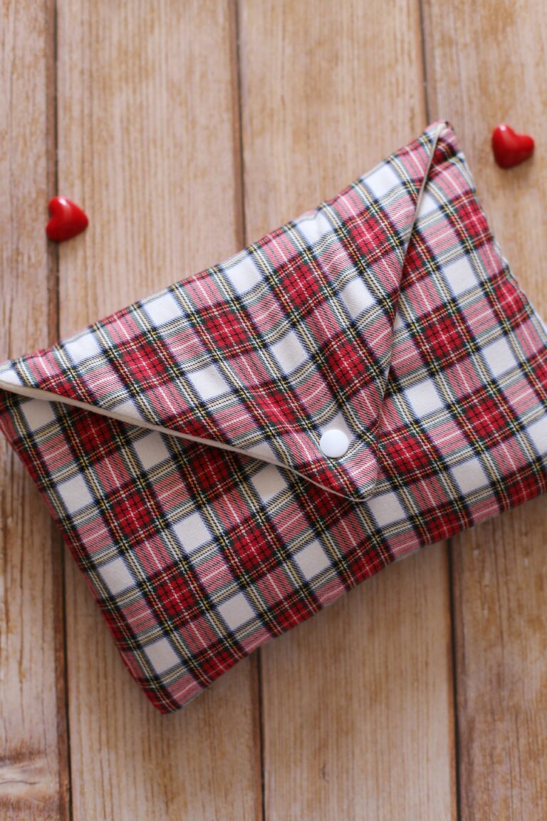 Des fils et des mots - Housse « Indiana de George Sand » - plusieurs formats