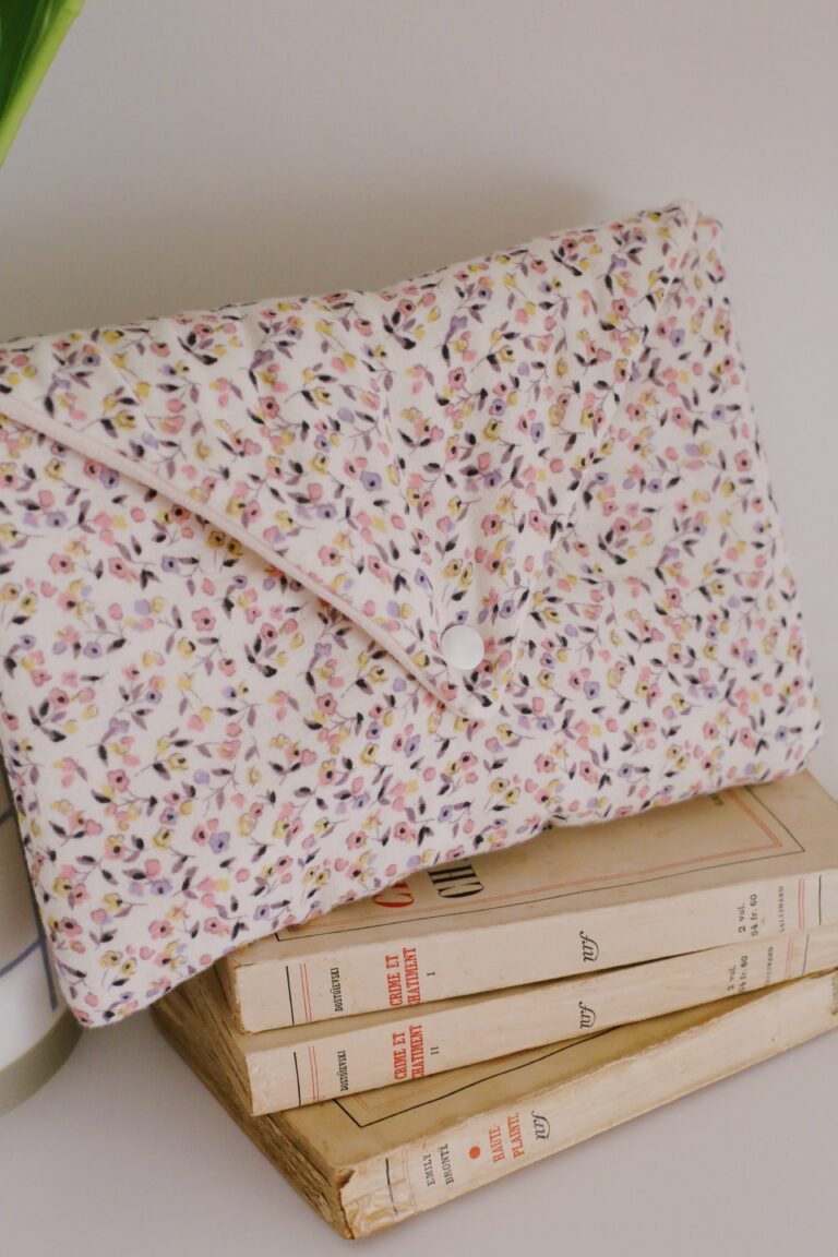 Des fils et des mots - Housse « Mauprat de George Sand » - plusieurs formats