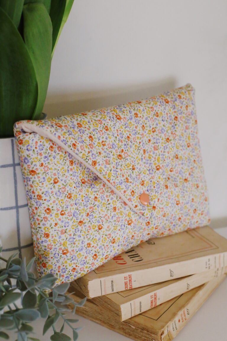 Des fils et des mots - Housse « Notre Coeur de Guy de Maupassant » - plusieurs formats