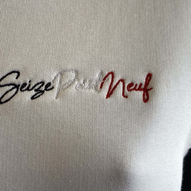 Seizepointneuf - SWEAT ALINE - BRODERIE BLEU