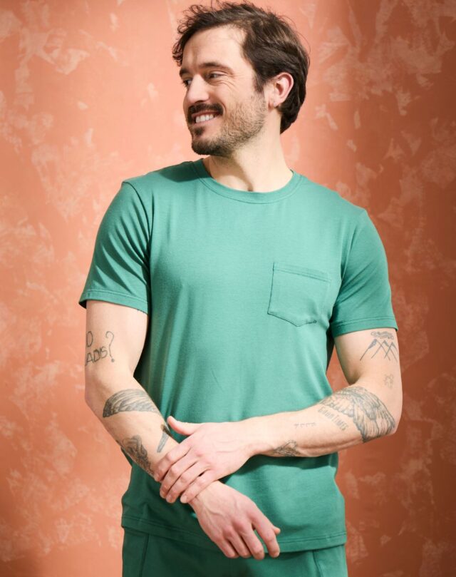 Maison Lemahieu - T-shirt coton modal à poche – Vert Anglais – Col rond – Homme