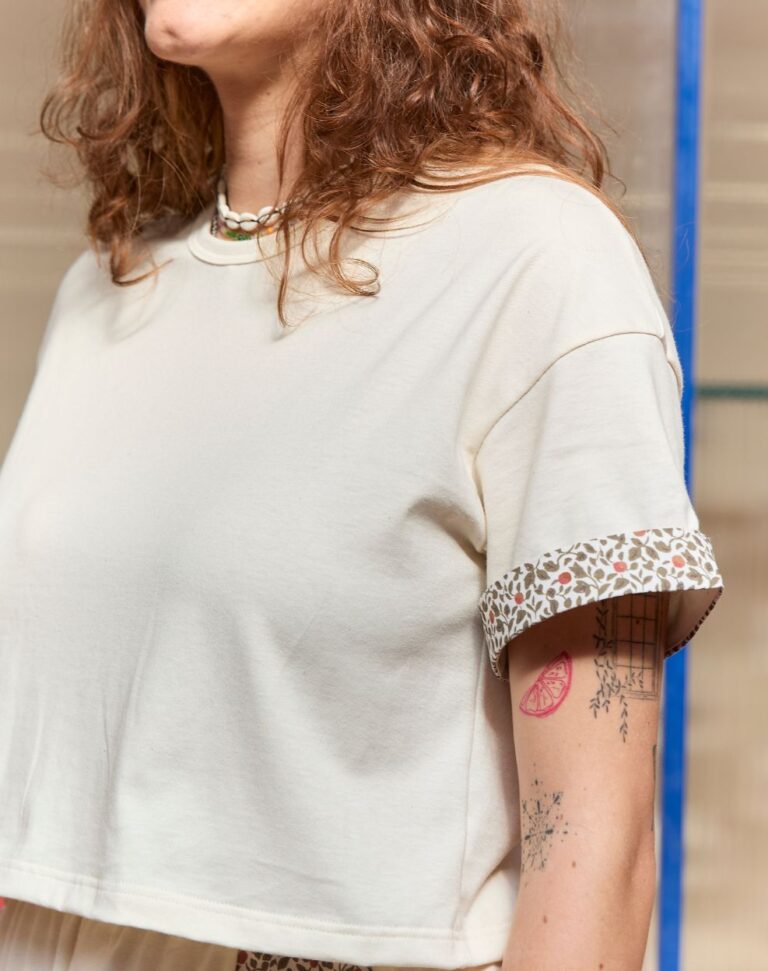 Lemahieu - T-shirt cropped - Manches revers fleuries - Femme