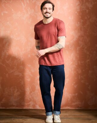 T-shirt homme 100% Lin – Terracotta – Homme par la marque Maison Lemahieu Maison Lemahieu - T-shirt homme 100% Lin – Terracotta – Homme