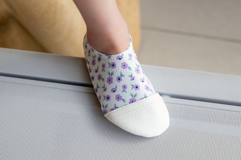 Les Pas Petits - Les Petites Violettes