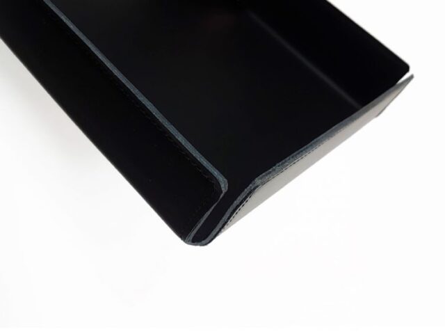 Lavoisier Maroquinier - Bac à courrier en cuir noir format A4