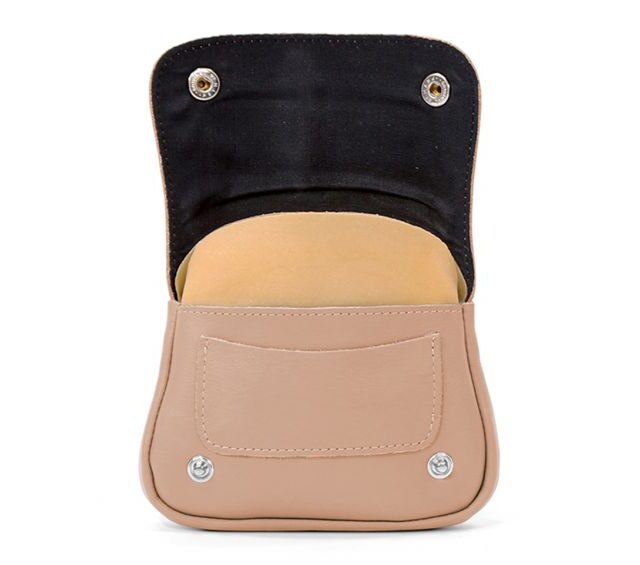 La Guêpe - Petite Maroquinerie - Blague à  tabac en cuir - caramel - 108