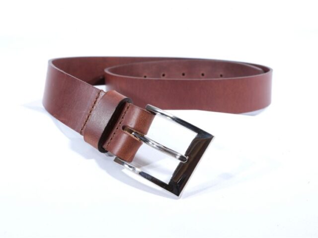La Guêpe - Ceinture cuir marron cannelle, boucle élégante acier poli 4041 Choisir