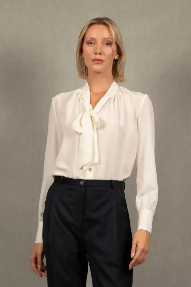 My tailor is Joh - Chemisier Col Lavallière en Soie Blanc – Sœur