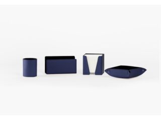 LAVOISIER Maroquinier - Coffret accessoires de bureau en cuir bleu  COF acc.1