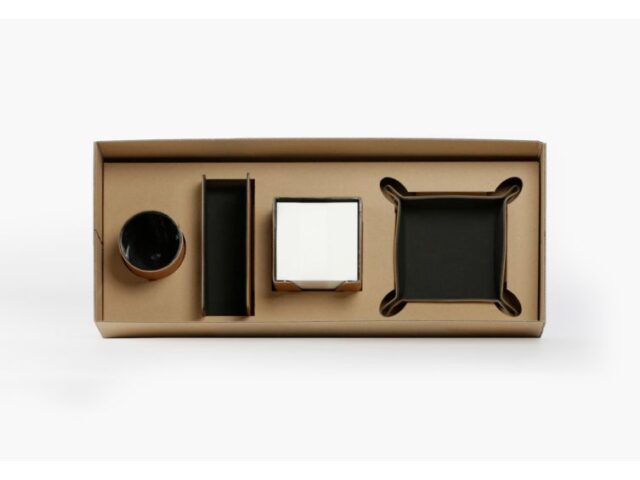 Lavoisier Maroquinier - Coffret accessoires de bureau en cuir gold - COF acc.1