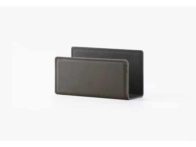 Lavoisier Maroquinier - Coffret accessoires de bureau en cuir marron foncé - COF acc.1