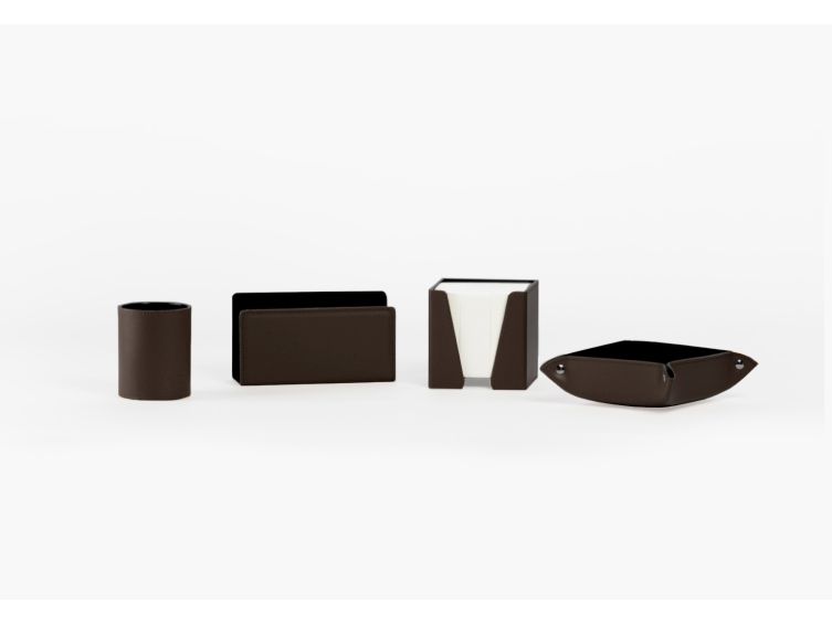 coffret accessoires de bureau en cuir marron fonce cof acc1 Lavoisier Maroquinier - Coffret accessoires de bureau en cuir marron foncé - COF acc.1