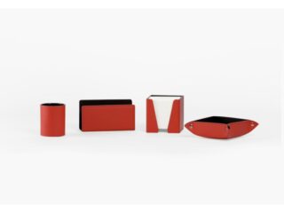 LAVOISIER Maroquinier - Coffret accessoires de bureau en cuir rouge  COF acc.1