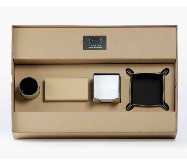 Lavoisier Maroquinier - Coffret classique 60cm en cuir beige - COF-500-60