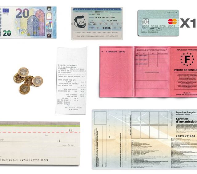 La Guêpe - Petite Maroquinerie - Compagnon en cuir gris - 12 cartes de crédit - 290