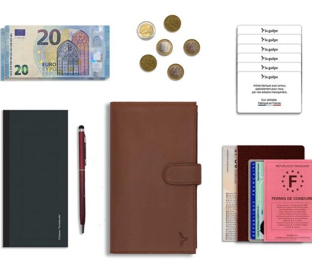 La Guêpe - Petite Maroquinerie - Compagnon "Luxe" en cuir marron - 2 volets avec patte - PM-025-01
