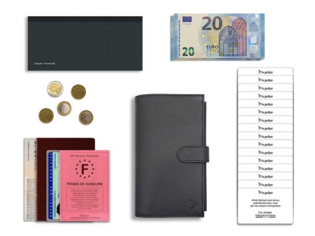 La Guêpe - Petite Maroquinerie - Compagnon "Luxe" en cuir noir - 3 volets avec patte - PM-026-01