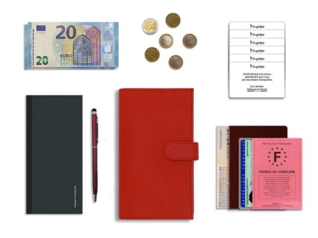 La Guêpe - Petite Maroquinerie - Compagnon "Luxe" en cuir rouge - 2 volets avec patte - PM-025-01