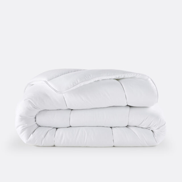 LA REDOUTE INTERIEURS - Couette Tempérée Microfibre Anti-acarien