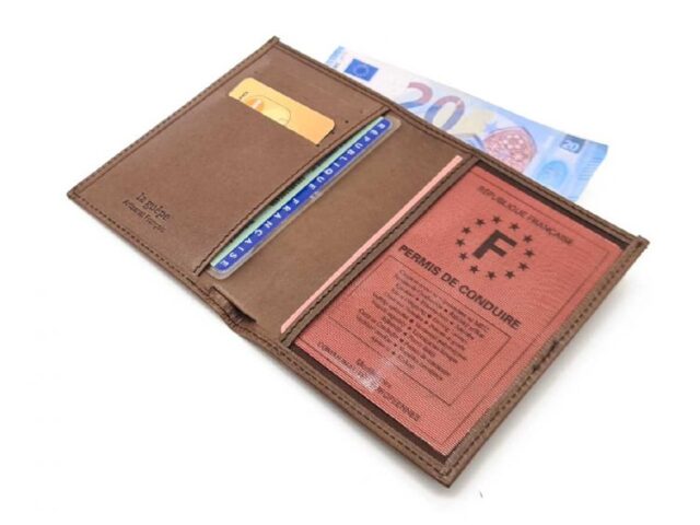 La Guêpe - Petite Maroquinerie - Fin portefeuille "Luxe" en cuir marron protège l'essentiel - 12 cm - PM-021-01