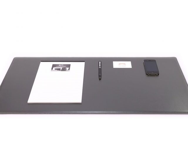 Lavoisier Maroquinier - Grand sous-main en cuir gris fer "Premium" - 80x40 cm