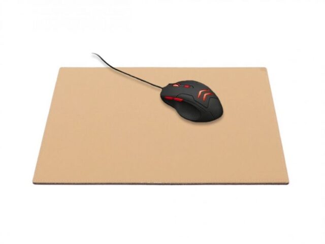 LAVOISIER Maroquinier - Grand tapis de souris en cuir beige café latte – XL – 38×32 cm