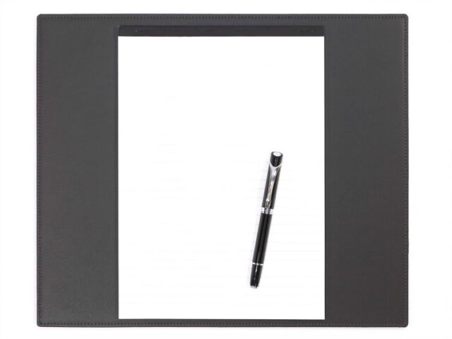 Lavoisier Maroquinier - Grand tapis de souris en cuir gris fer - XL - 38x32 cm