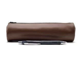 LAVOISIER Maroquinier - Grande trousse ronde en cuir marron