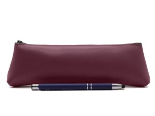 Grande trousse triangle en cuir bordeaux par la marque LAVOISIER Maroquinier LAVOISIER Maroquinier - Grande trousse triangle en cuir bordeaux