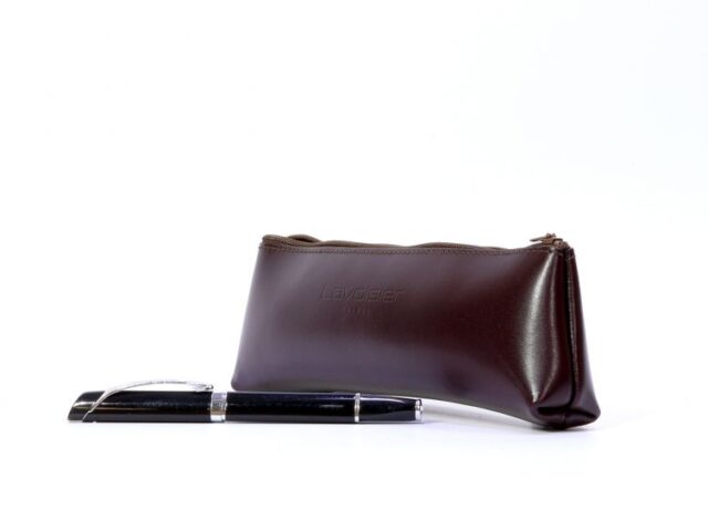 Lavoisier Maroquinier - Grande trousse triangle en cuir marron