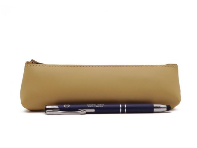 Lavoisier Maroquinier - Petite trousse triangle en cuir beige café latte