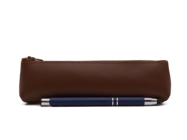 Lavoisier Maroquinier - Petite trousse triangle en cuir marron