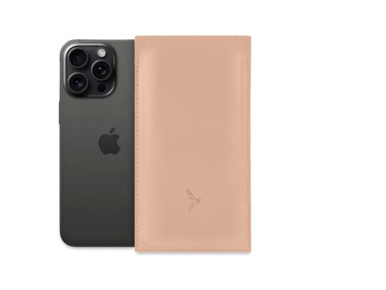 pochette iphone 16 pro en cuir rosa pm 046 01 La Guêpe - Petite Maroquinerie - Pochette iPhone 16 Pro en cuir rosa - PM-046-01 Sans personnalisation