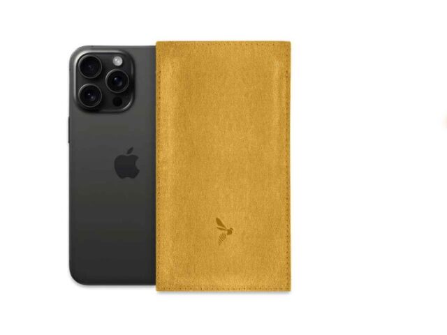 La Guêpe - Pochette iPhone 16 Pro Max en cuir doré – PM-045-01 Sans personnalisation