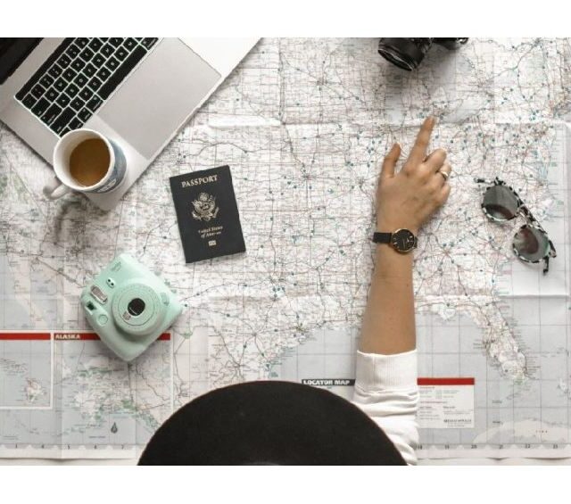 La Guêpe - Petite Maroquinerie - Porte-carte en cuir vert - 3 cartes - anti RFID - B01 X