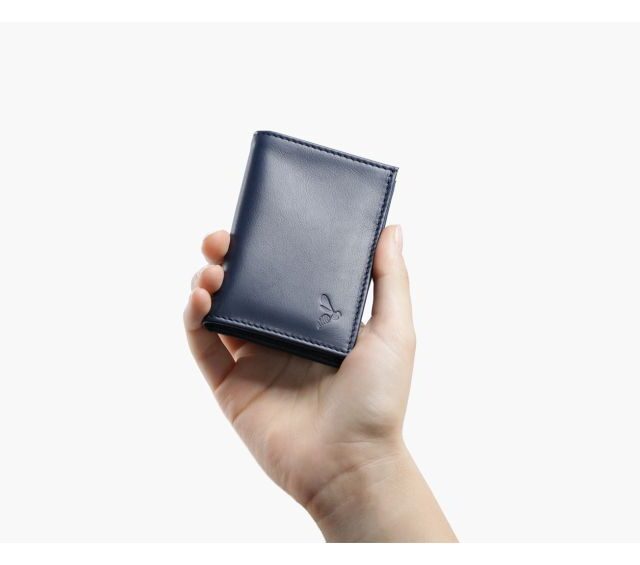 La Guêpe - Petite Maroquinerie - Porte-cartes anti-rfid "Luxe" tout cuir bleu 8 Cartes - PM-018-06